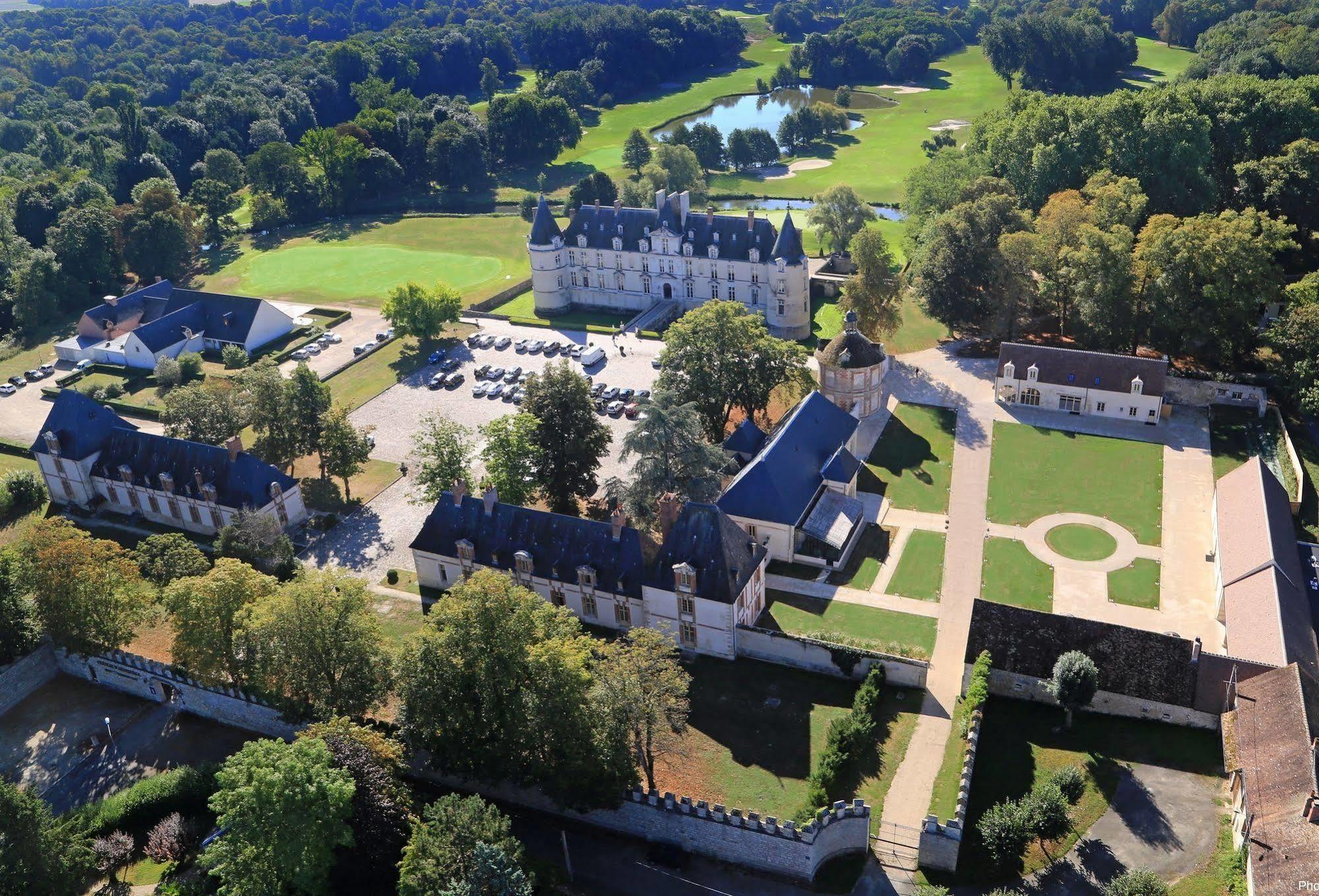 Chateau D'Augerville Golf & Spa Resort Kültér fotó