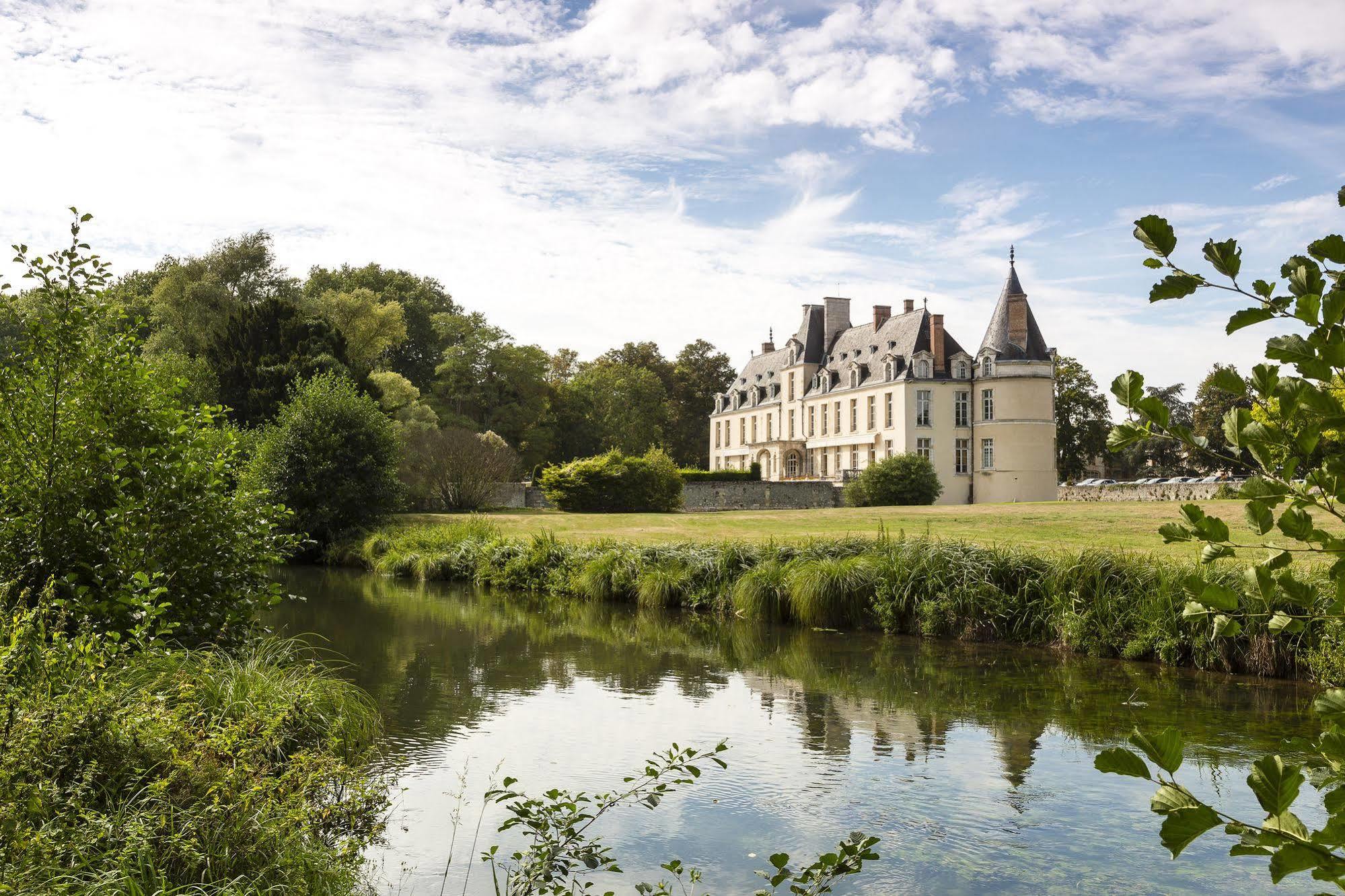 Chateau D'Augerville Golf & Spa Resort Kültér fotó
