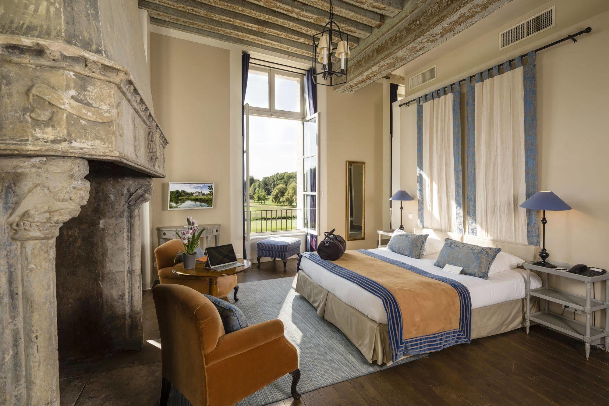 Chateau D'Augerville Golf & Spa Resort Kültér fotó