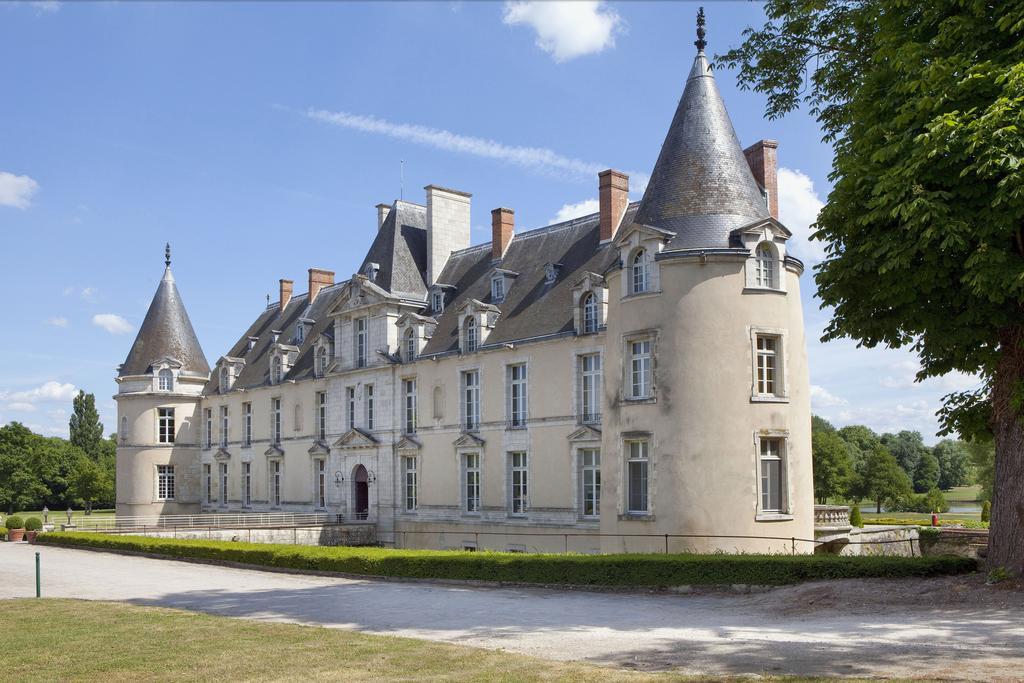 Chateau D'Augerville Golf & Spa Resort Kültér fotó